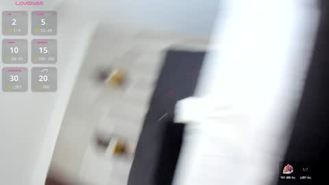 Snapshot of anastasiapriest chatting on 10.18.25 anastasia online show from 10.18.25