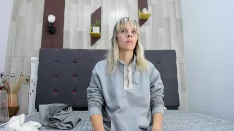 Snapshot of anastasiapriest chatting on 11.01.25 anastasia online show from 11.01.25