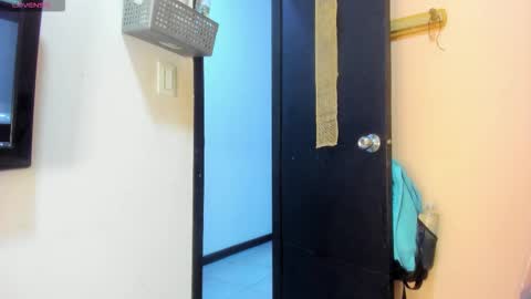 Snapshot of anastasiapriest chatting on 12.05.25 anastasia online show from 12.05.25