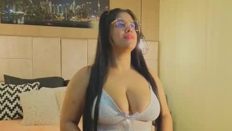 Snapshot of anastasiava18 chatting on 11.17.25 Anastasia Vidal online show from 11.17.25