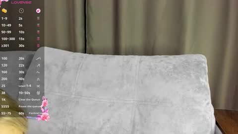 Snapshot of and1sa chatting on 10.21.25 Andisa online show from 10.21.25