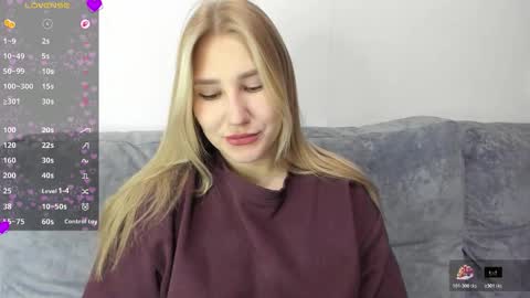 Snapshot of and1sa chatting on 12.20.25 Andisa online show from 12.20.25