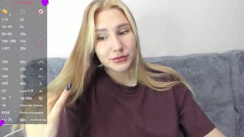 Snapshot of and1sa chatting on 01.11.26 Andisa online show from 01.11.26