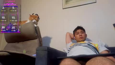 Snapshot of andie_bigdick chatting on 12.22.24 andie Send your love who needs it online show from 12.22.24