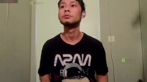 Snapshot of andie_bigdick chatting on 02.05.25 andie Send your love who needs it online show from 02.05.25