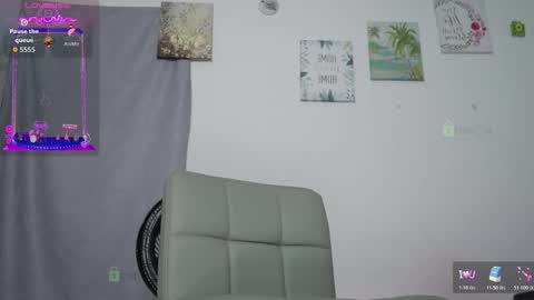 Snapshot of andie_bigdick chatting on 12.04.25 andie Send your love who needs it online show from 12.04.25