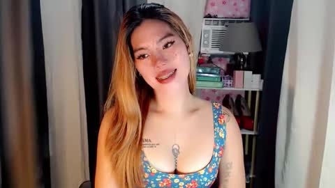 andrea06121998 online show from 04.28.26