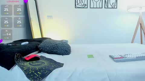 Andrea Cherry online show from 02.25.26