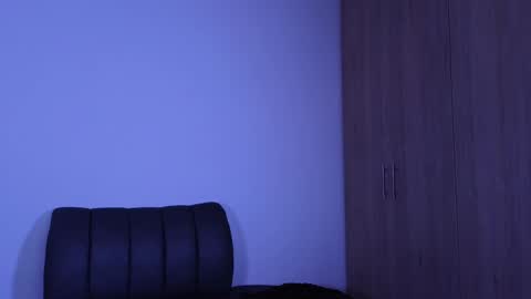    online show from 01.08.25