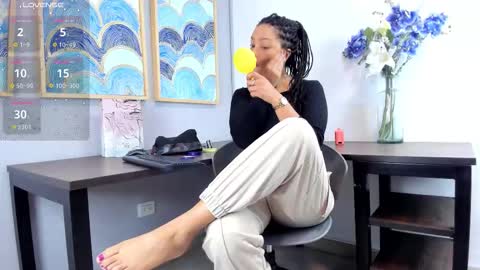Snapshot of andreaa_zoee_ chatting on 09.09.25 Andrea Zoelins online show from 09.09.25