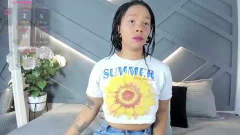 Snapshot of andreaa_zoee_ chatting on 07.22.26 Andrea Zoelins online show from 07.22.26