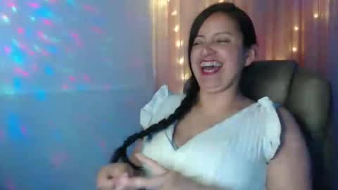 Snapshot of andreadelgado chatting on 12.10.24 andreadelgado online show from 12.10.24