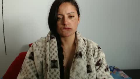 Snapshot of andreadelgado chatting on 02.01.25 andreadelgado online show from 02.01.25