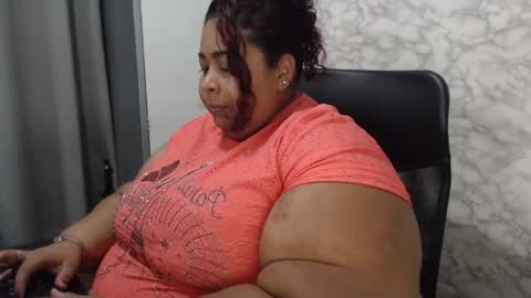 Snapshot of andrealopez1607 chatting on 09.25.25 andrea lopez online show from 09.25.25