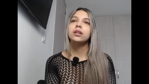 Snapshot of andreau_19 chatting on 07.29.26 andreau 19 online show from 07.29.26