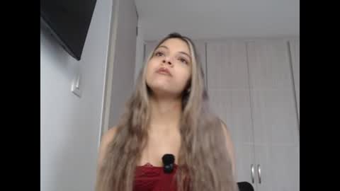 Snapshot of andreau_19 chatting on 08.03.26 andreau 19 online show from 08.03.26