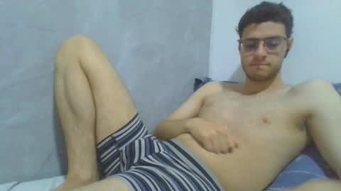 Snapshot of andres129494 chatting on 12.18.25 andres129494 online show from 12.18.25