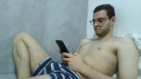 Snapshot of andres129494 chatting on 04.27.26 andres129494 online show from 04.27.26