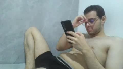 Snapshot of andres129494 chatting on 05.08.26 andres129494 online show from 05.08.26