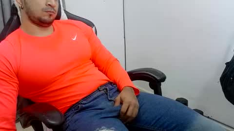 andres180950734 online show from 04.14.26