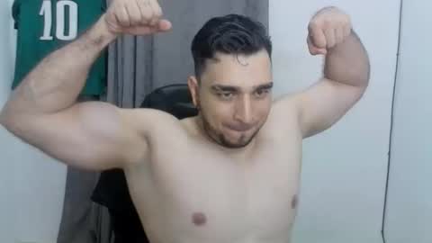 Snapshot of andres180950734 chatting on 05.20.26 andres180950734 online show from 05.20.26