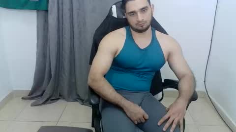 Snapshot of andres180950734 chatting on 05.30.26 andres180950734 online show from 05.30.26