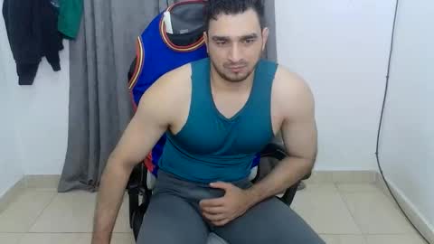 Snapshot of andres180950734 chatting on 06.03.26 andres180950734 online show from 06.03.26