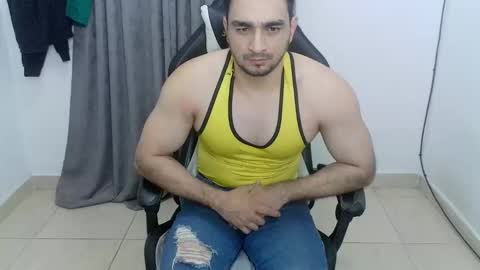 Snapshot of andres180950734 chatting on 06.04.26 andres180950734 online show from 06.04.26
