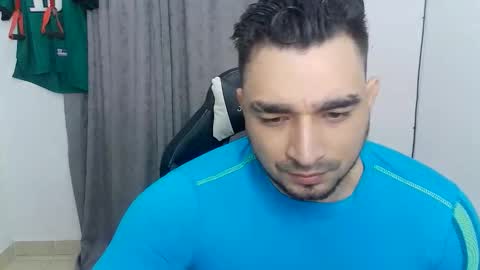 Snapshot of andres180950734 chatting on 06.08.26 andres180950734 online show from 06.08.26
