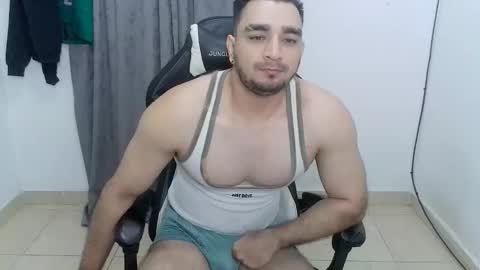 Snapshot of andres180950734 chatting on 06.09.26 andres180950734 online show from 06.09.26
