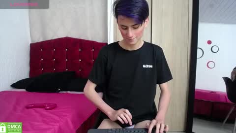 Snapshot of andres992563 chatting on 01.07.25 Alann online show from 01.07.25