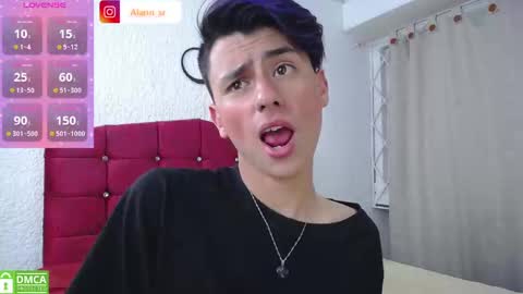 Snapshot of andres992563 chatting on 02.07.25 Alann online show from 02.07.25