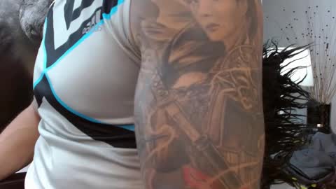 insta andres clark  online show from 02.15.25