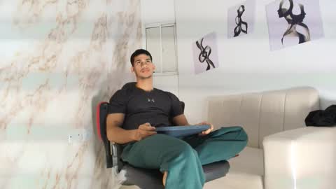 andres_stud online show from 11.29.25