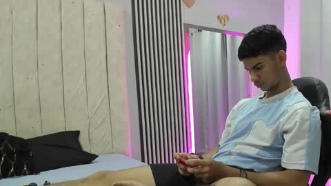 ANDRES  online show from 11.05.25