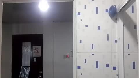 Snapshot of andresdelews chatting on 12.22.24 Delews online show from 12.22.24