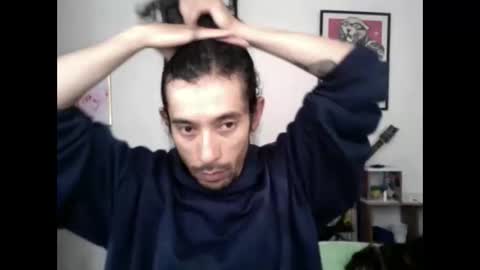 Snapshot of andresdelews chatting on 04.03.26 Delews online show from 04.03.26