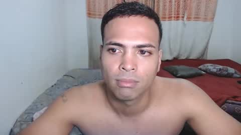 Snapshot of andresfern chatting on 03.01.25 ANDRES online show from 03.01.25