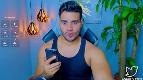 Snapshot of andresfiit chatting on 09.14.25 Andres online show from 09.14.25