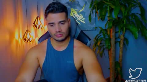Snapshot of andresfiit chatting on 10.05.25 Andres online show from 10.05.25