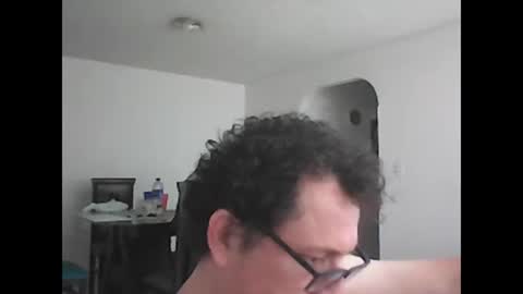 Snapshot of andresfloga chatting on 11.09.25 andresfloga online show from 11.09.25