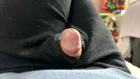 Snapshot of andrew1245567543_3 chatting on 02.04.26 andrew1245567543_3 online show from 02.04.26