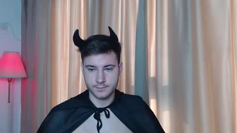 Justin Andrew online show from 10.30.25