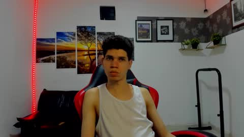 Snapshot of andrew_2811 chatting on 12.02.25 andrew_2811 online show from 12.02.25