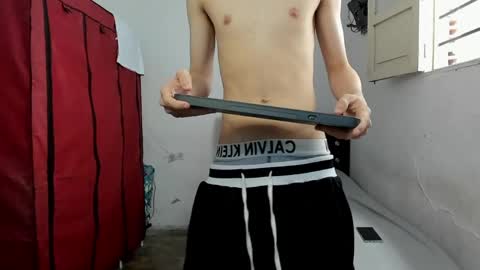 andrew_2811 online show from 04.29.26