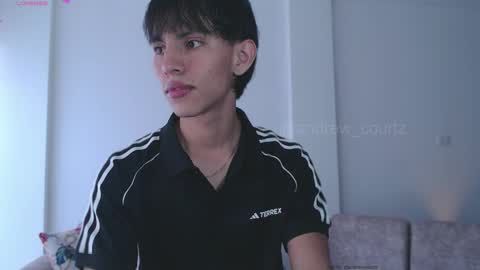 Snapshot of andrew_courtz chatting on 12.14.25 Andrew Courtz online show from 12.14.25