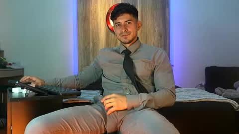 Andrew online show from 10.31.25