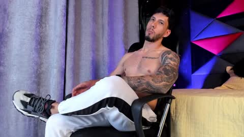 Snapshot of andrew_mathe chatting on 12.03.24 Andrew Mathwes online show from 12.03.24