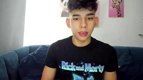 Snapshot of andrew_twink18 chatting on 03.02.25 Andrew M. online show from 03.02.25