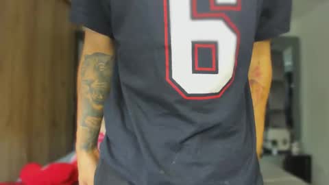 Snapshot of andrew_twink18 chatting on 09.28.25 Andrew M. online show from 09.28.25